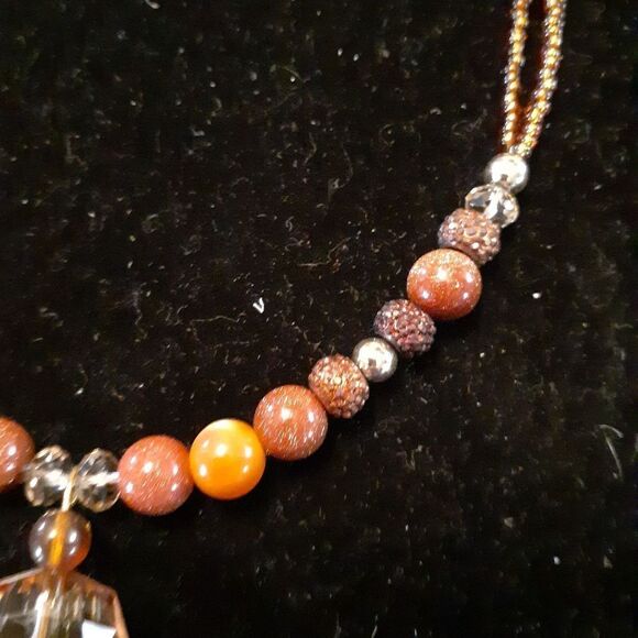 HANDBEADED PENDANT/3 STRAND NECKLACE 17" - Picture 3 of 6